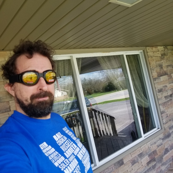 Google Yellow Goggle Social Distance Gas Station - Picture 6 of 8